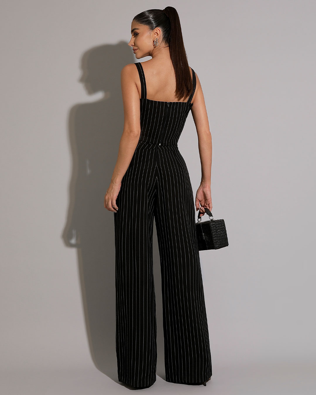 Miss Misses - Set Miss Misses Pinstripe Cropped and Black Pants - 54213PRETO