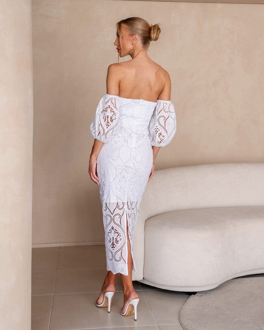 Dot Clothing - Vestido Dot Clothing Midi Renda Offwhite - 2280OFF