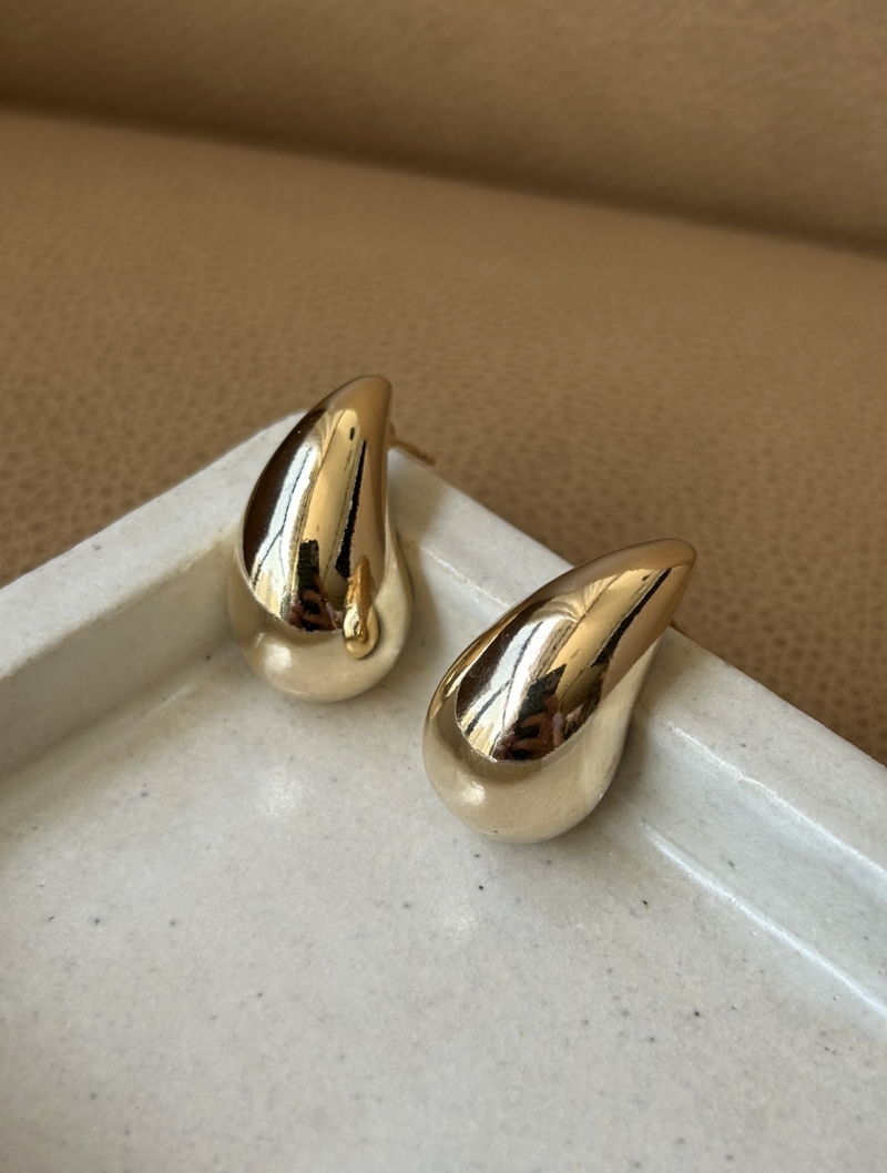Mikabe - Gold Drop Earring - MK1736