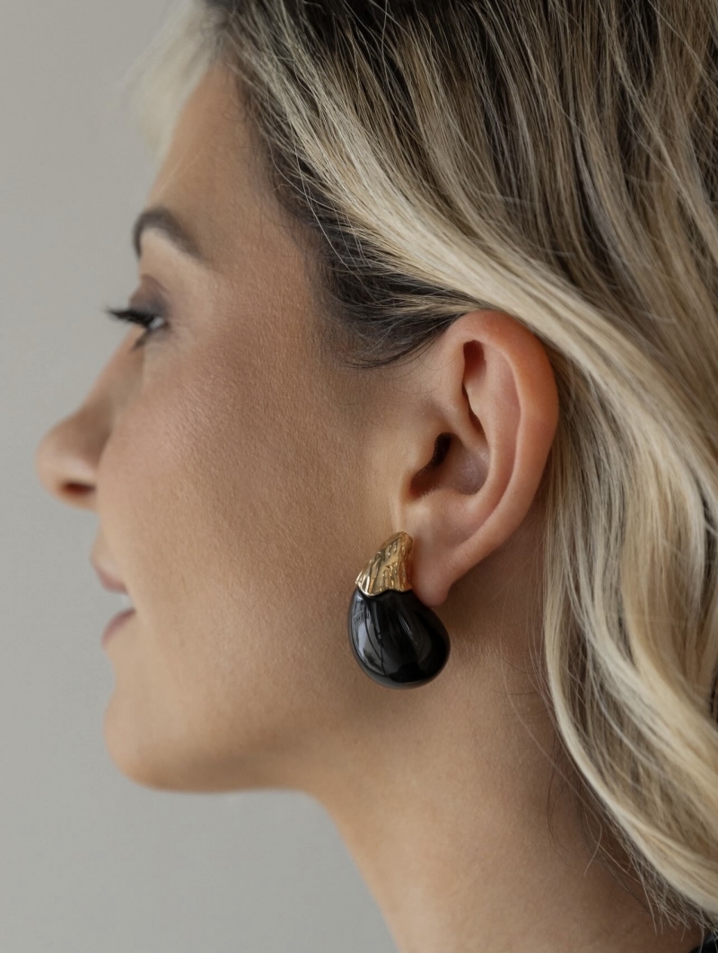 Mikabe - Black Drop Earring - MK1738