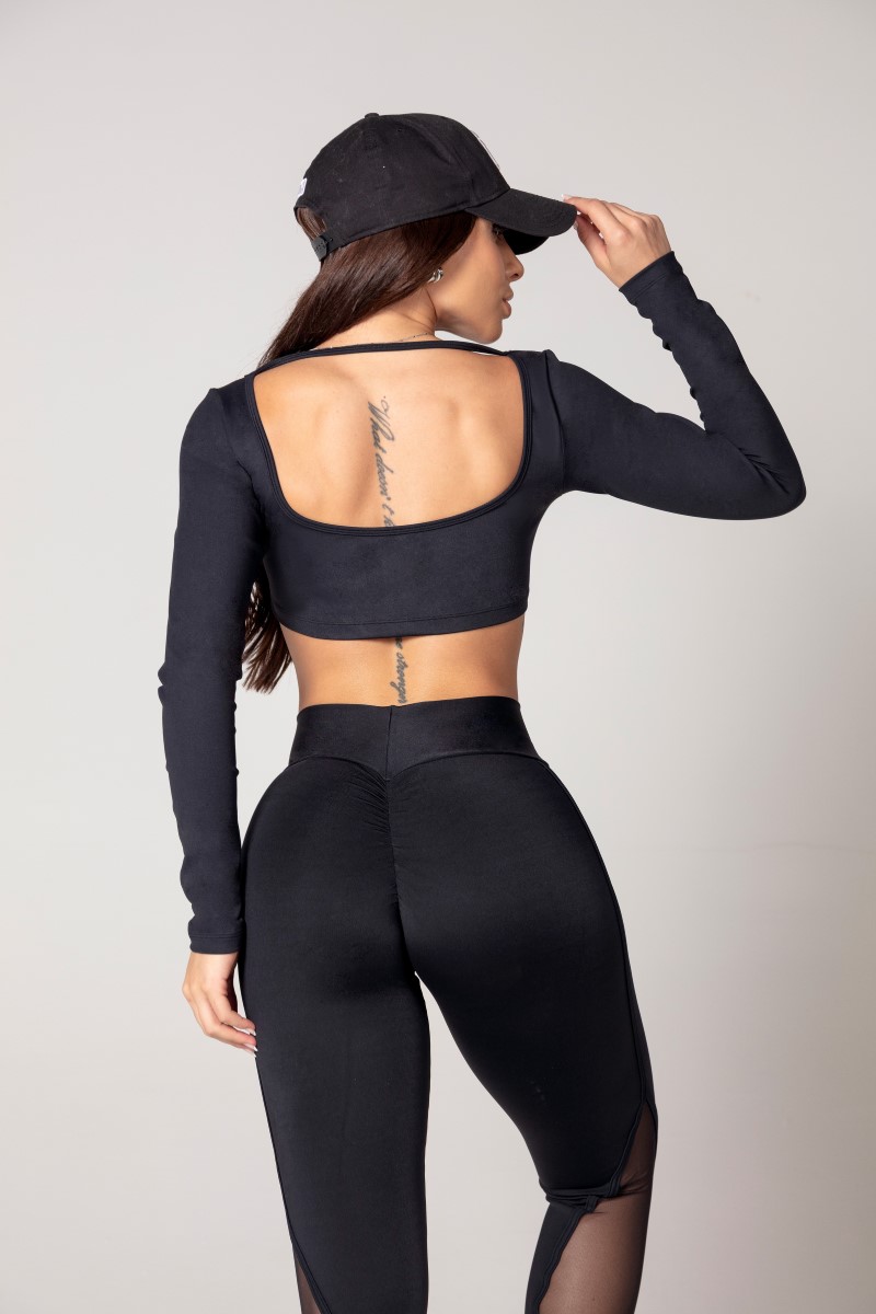 Hipkini - Top Athleisure Preto Manga Longa - 33330597