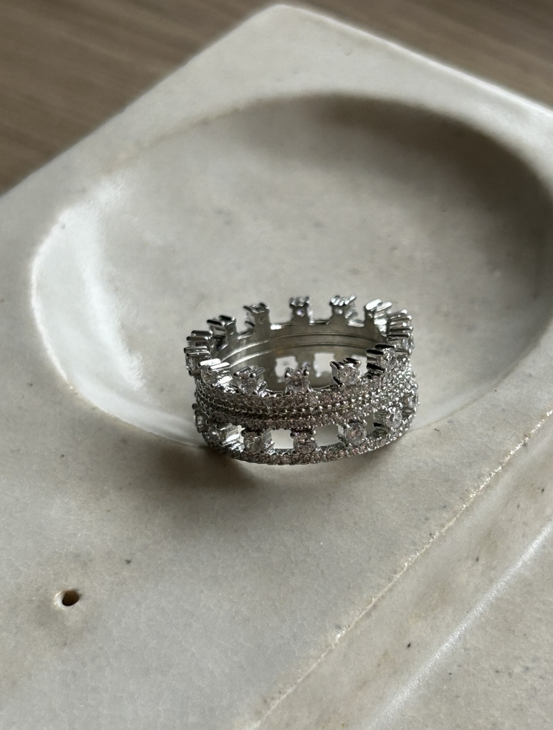 Mikabe - White Rhodium Crown Ring - MK1742