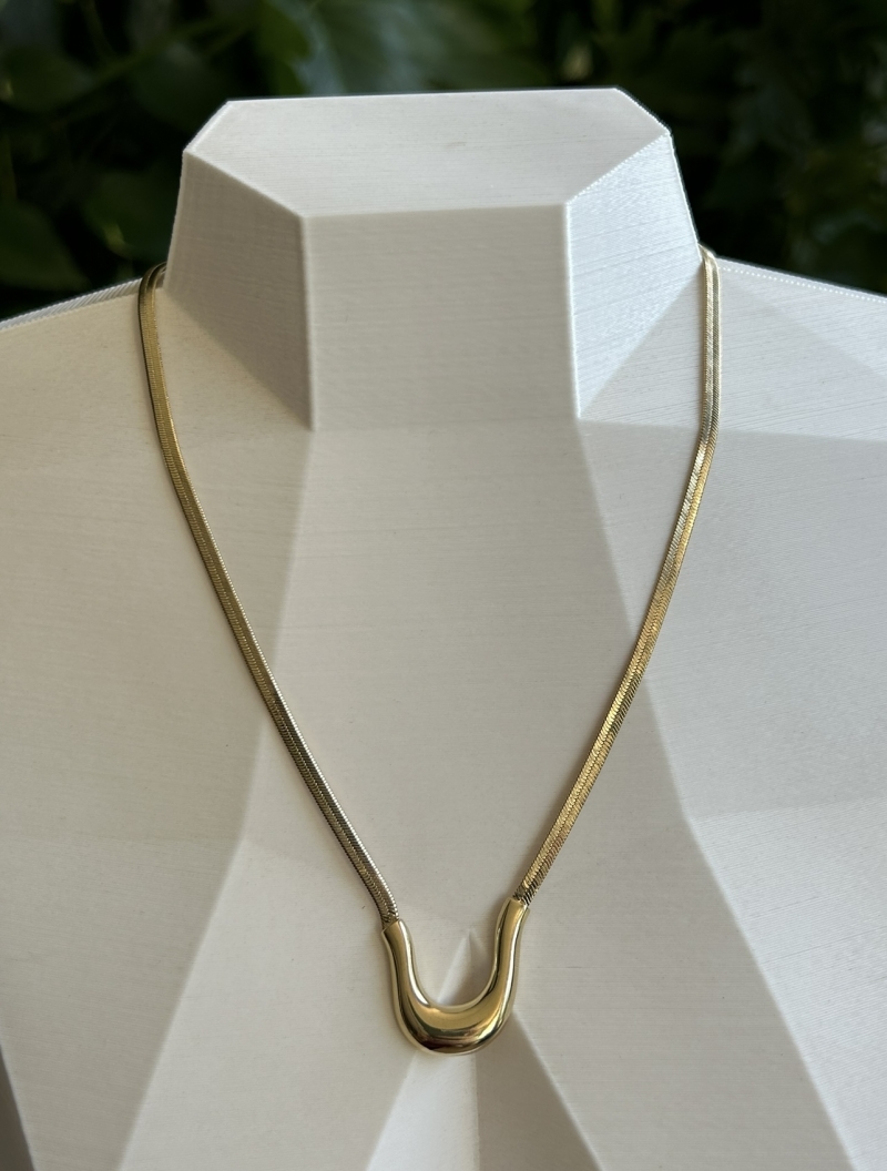 Mikabe - Gold U Ribbon Necklace - MK1752