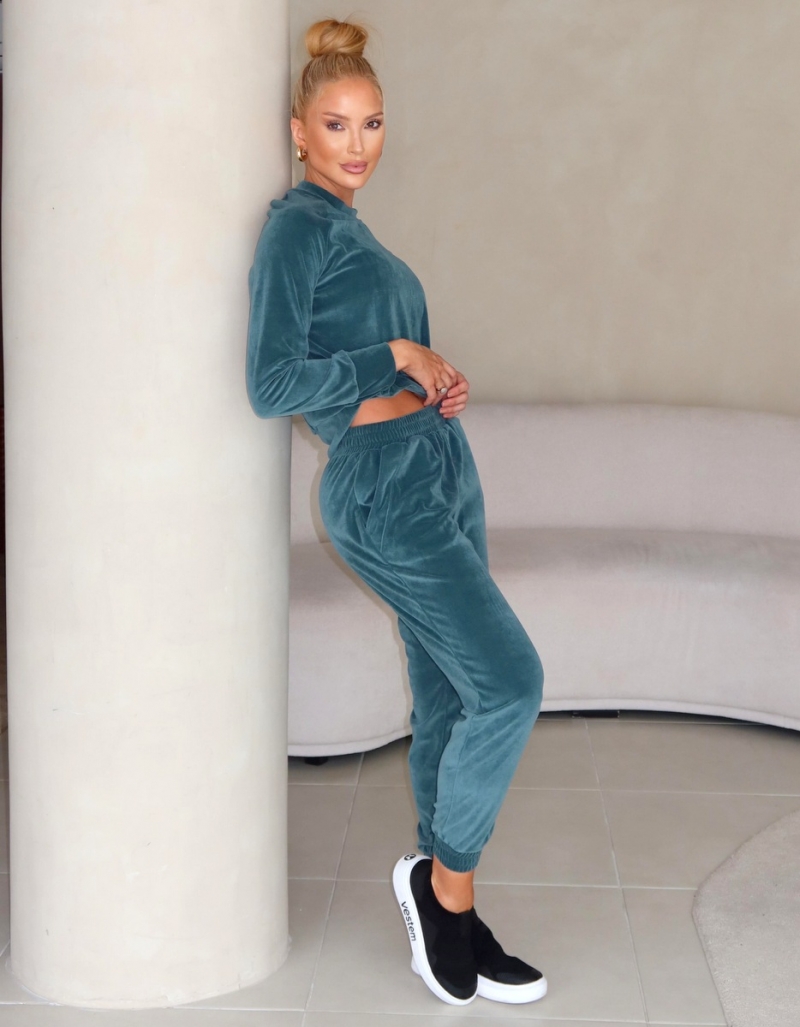 Vestem - Tatiana Verde Palace Pants and Long Sleeve Shirt Set - CJ29.C0429