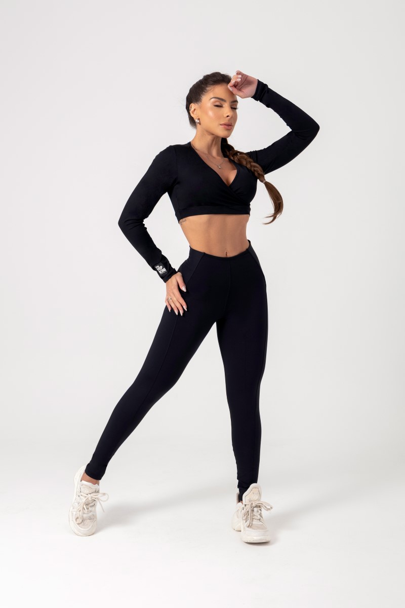 Hipkini - Cropped Movement Black Long Sleeve - 33330688