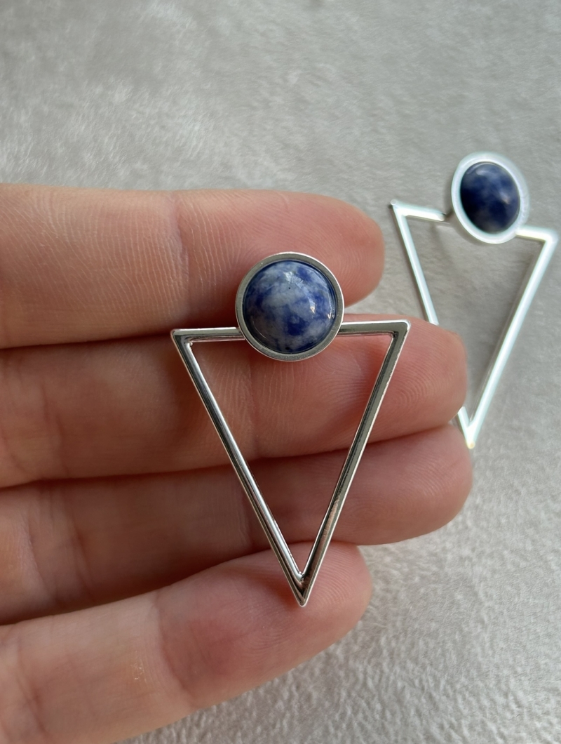 Mikabe - Two in One Triangle Earring Blue Sodalite - MK1956