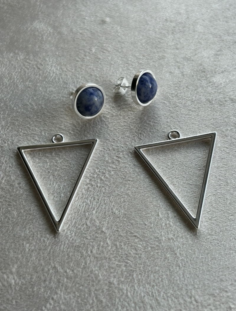 Mikabe - Two in One Triangle Earring Blue Sodalite - MK1956