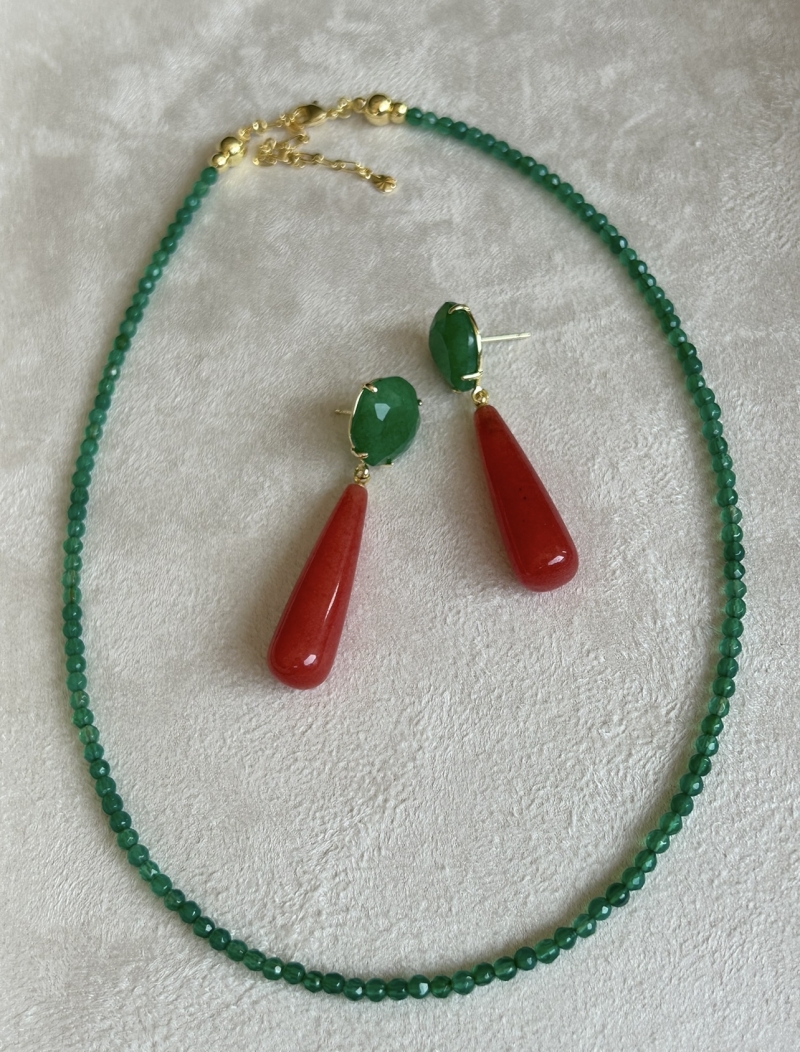 Mikabe - Burano Earring Green and Red Jade Stone - MK1973