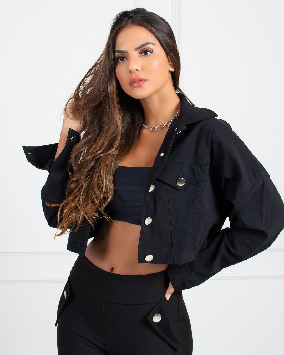 Miss Misses - Jaqueta Miss Misses Cropped com Botões Preto - 18465001