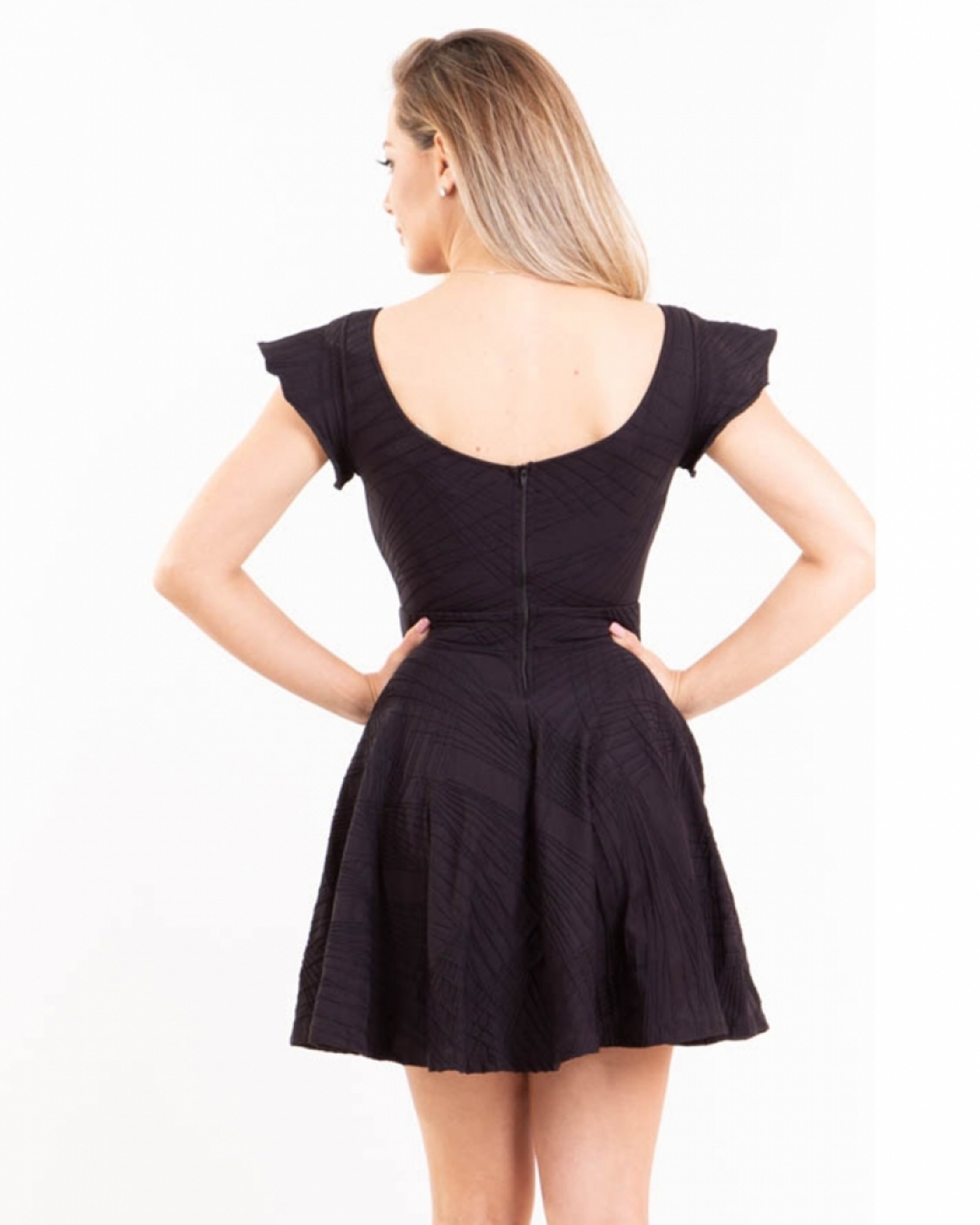 Vestido Limone Vazado Frente Preto P