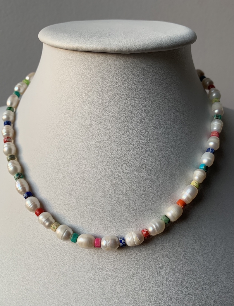 Mikabe - Pearl Necklace and Rainbow Stones - MK510