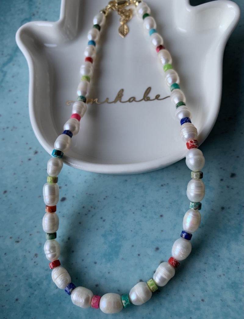 Mikabe - Pearl Necklace and Rainbow Stones - MK510