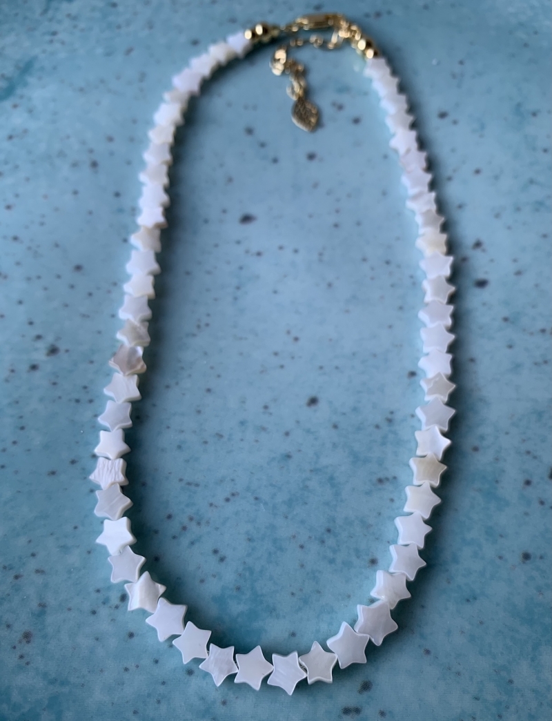 Mikabe - Small Stars Mother of Pearl Necklace - MK513