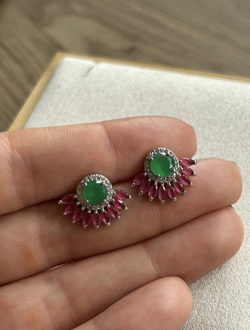 Mikabe - Luxury Emerald Ruby Rhodium White Earring - Mk529