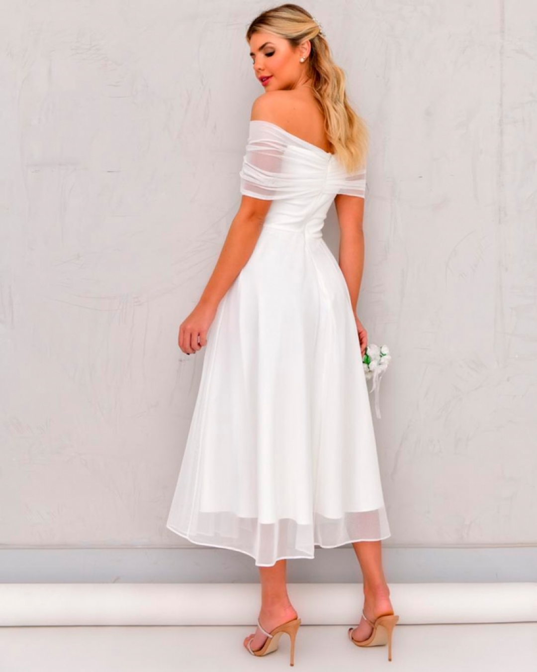 Dot Clothing - Dress Dot Clothing Long Shoulder to Shoulder tulle White - 1317BRANCO