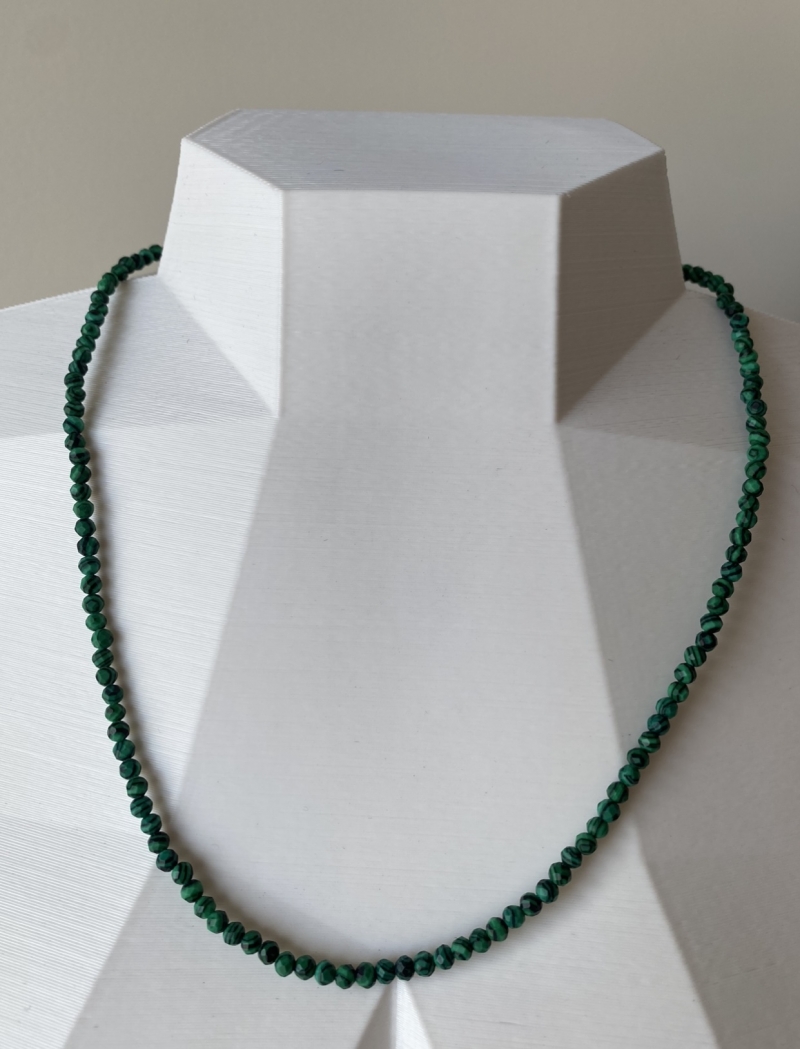 Mikabe - Faceted Malachite Necklace - MK987