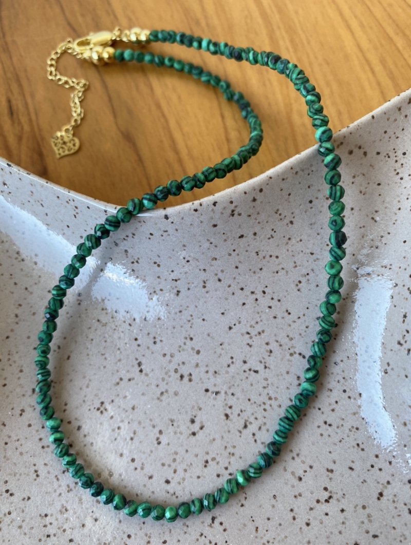 Mikabe - Faceted Malachite Necklace - MK987