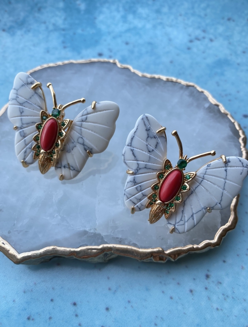 Mikabe - Butterfly Earring Howlite Stone - MK1032