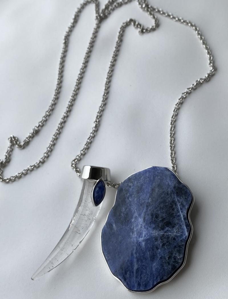 Mikabe - Necklace Scapular Duo Sodalite and Crystal - MK1038