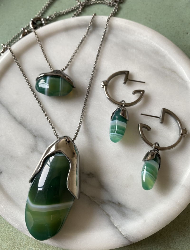 Mikabe - Long Double Necklace Green Agate Striped - MK1373