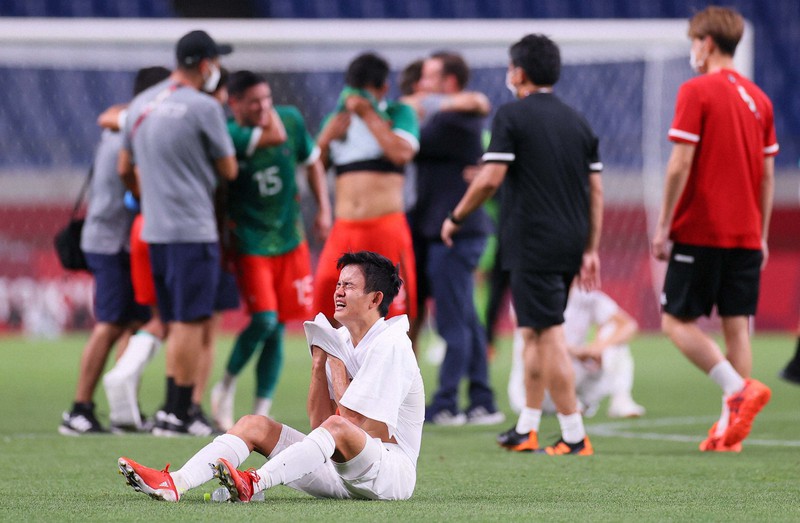 東京オリンピック　【日本・銅メダル獲得なるか！】サッカー 男子3位決定戦 メキシコ 対 日本の画像