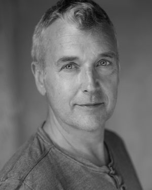 Euan Macnaughton headshot