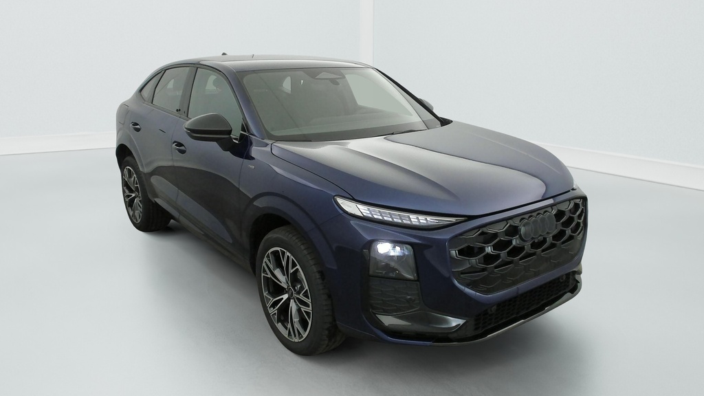 audi Q3 SPORTBACK HYBRIDE 2026 — photo 1