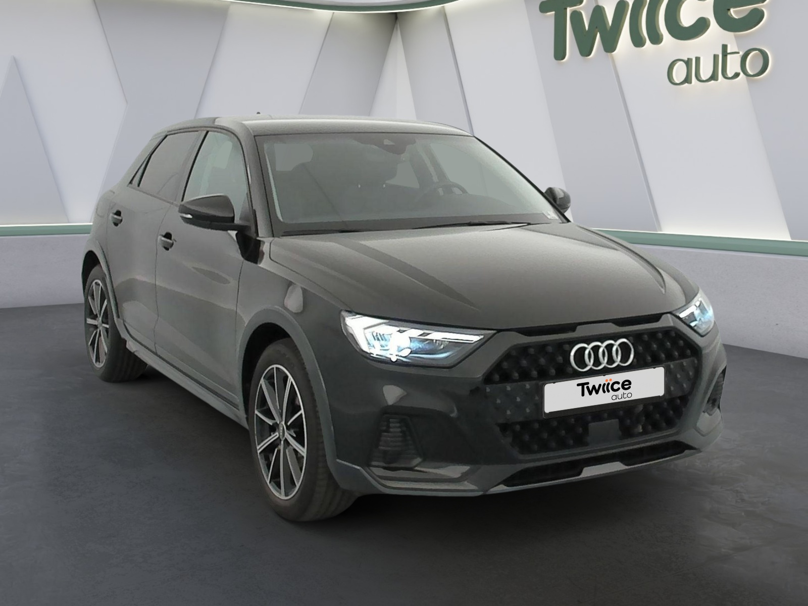 audi A1 Allstreet 2022 — photo 1
