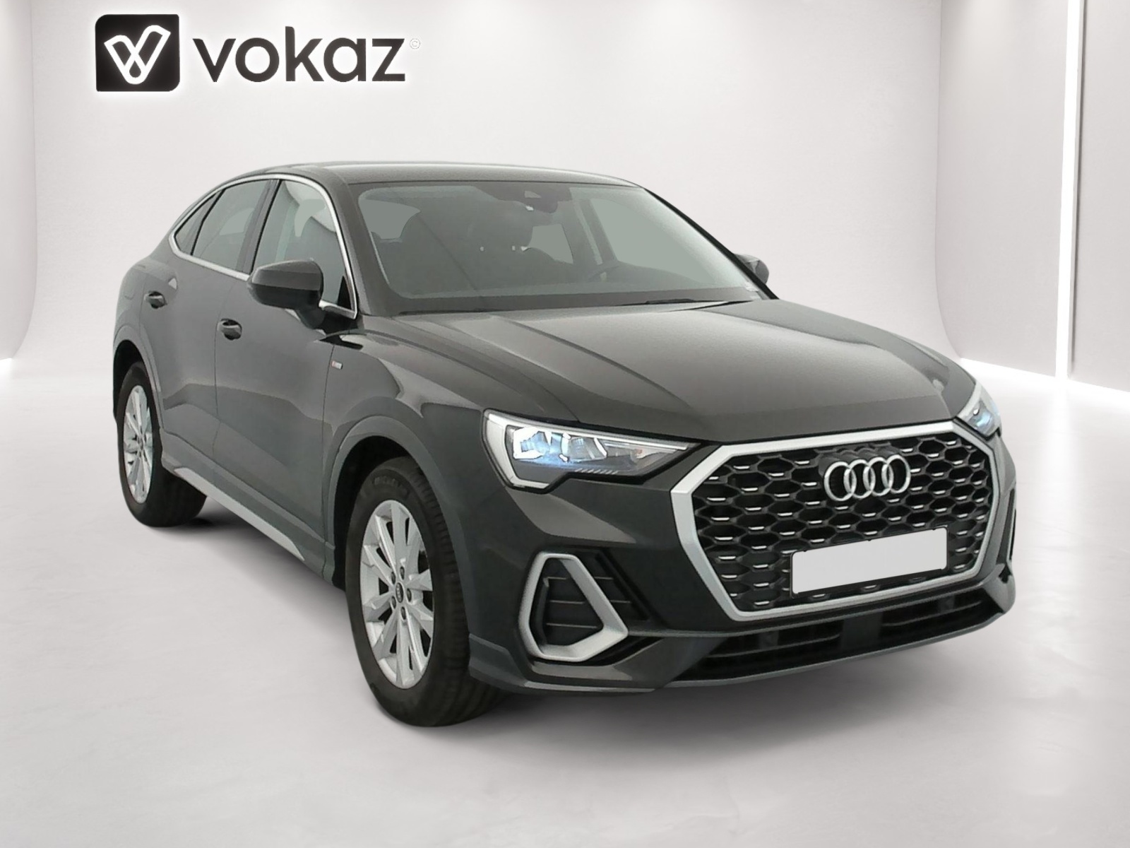 audi Q3 Sportback 2022 — photo 1