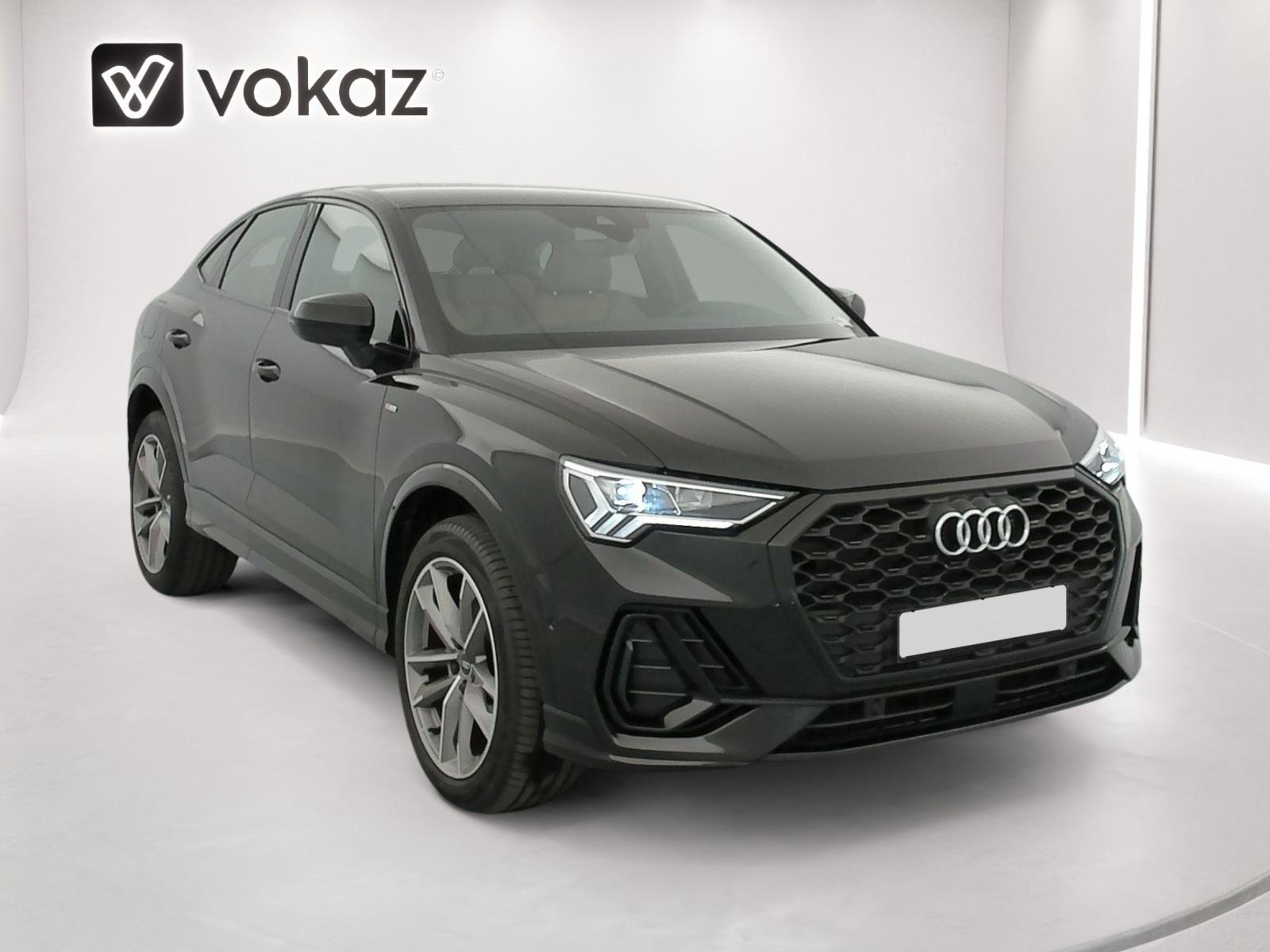 audi Q3 Sportback 2022 — photo 1