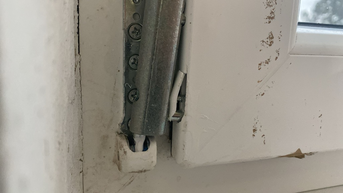 Zle dosadajúce okno