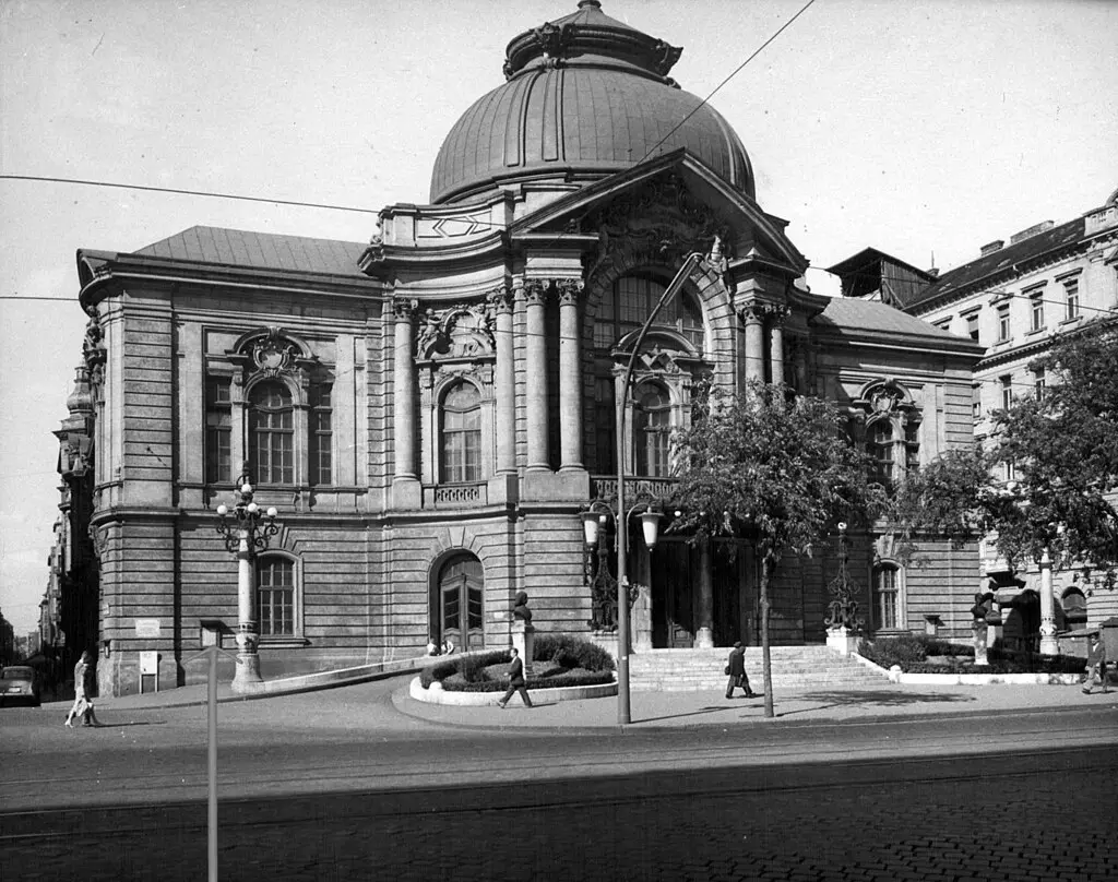 Vígszínház, Budapest