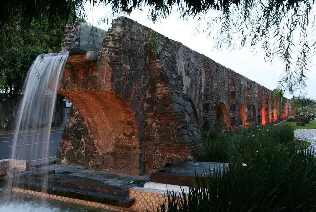Chapultepec Aqueduct, Mexico City