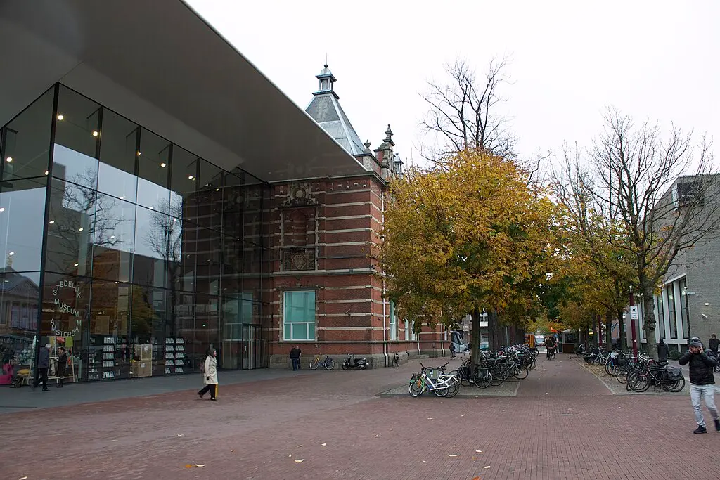 Stedelijk Museum Amsterdam, Amsterdam