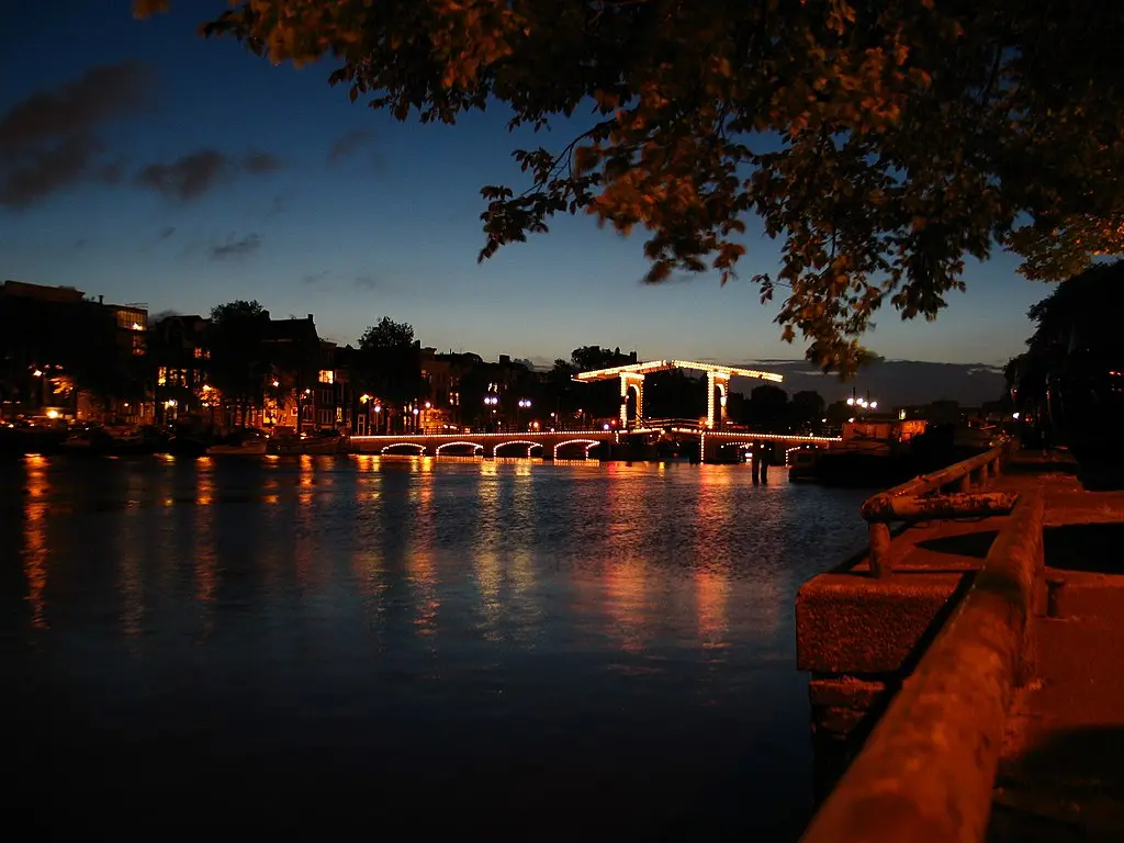 Skinny Bridge, Amsterdam