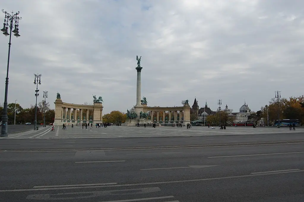 Heroes' Square, Budapest