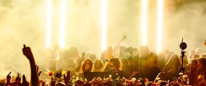 Pier Play 2025 – Layla Benitez B2B Henri Bergmann