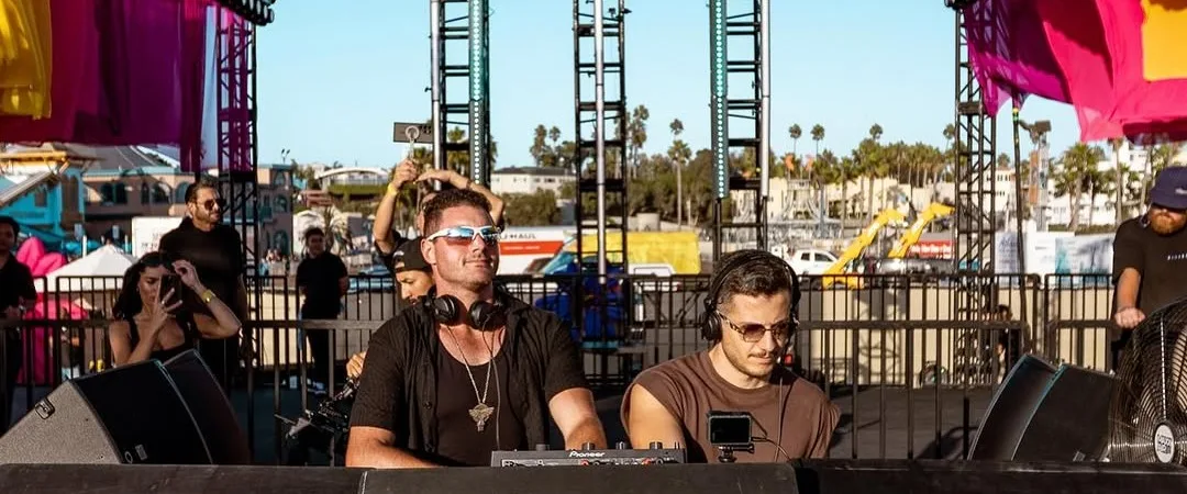 Pier Play 2025 – Malas B2B Talón