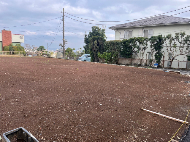 コンビニまで徒歩約6分の立地です。