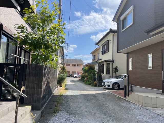 スーパーも徒歩約１０分ですので大変便利です。