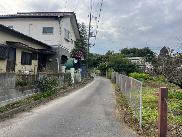 緑豊かな落ち着いた住環境、四季の移ろいを感じられます。