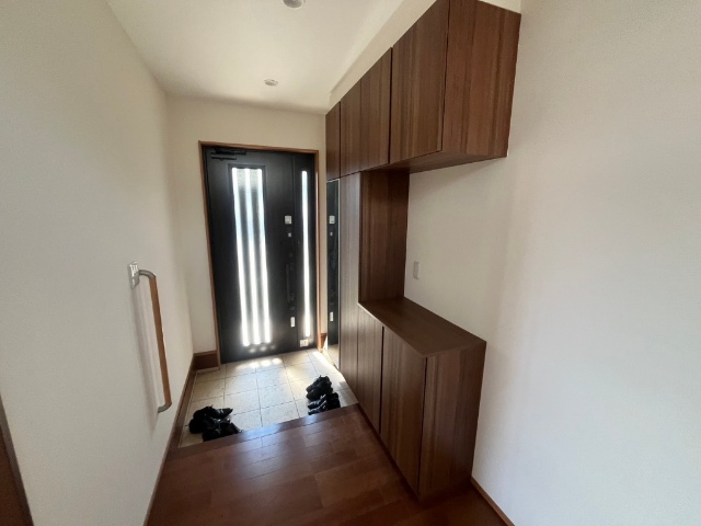 シューズボックス付で玄関がすっきり片付きます。