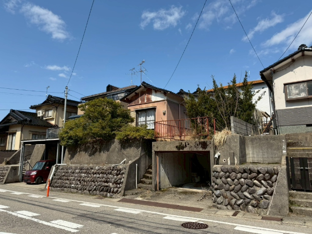 金沢市若松町　戸建て