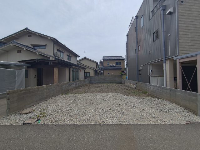 金沢市寺町三丁目　売土地