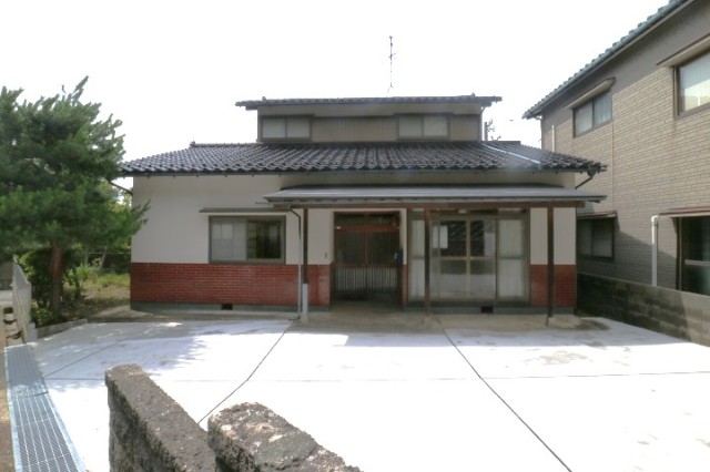 金沢市窪1丁目 戸建