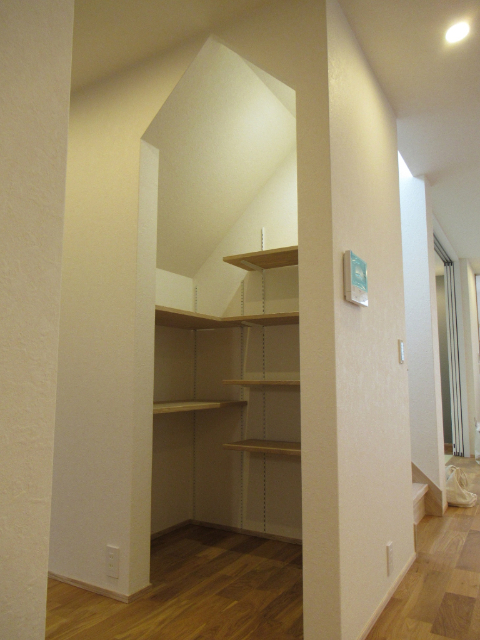 階段下収納