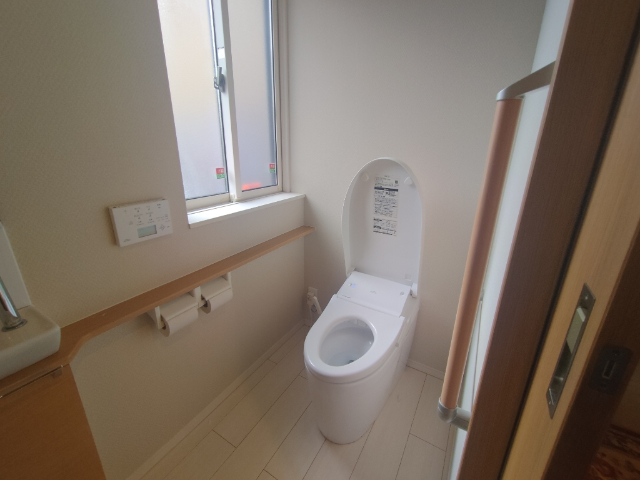 1階トイレ