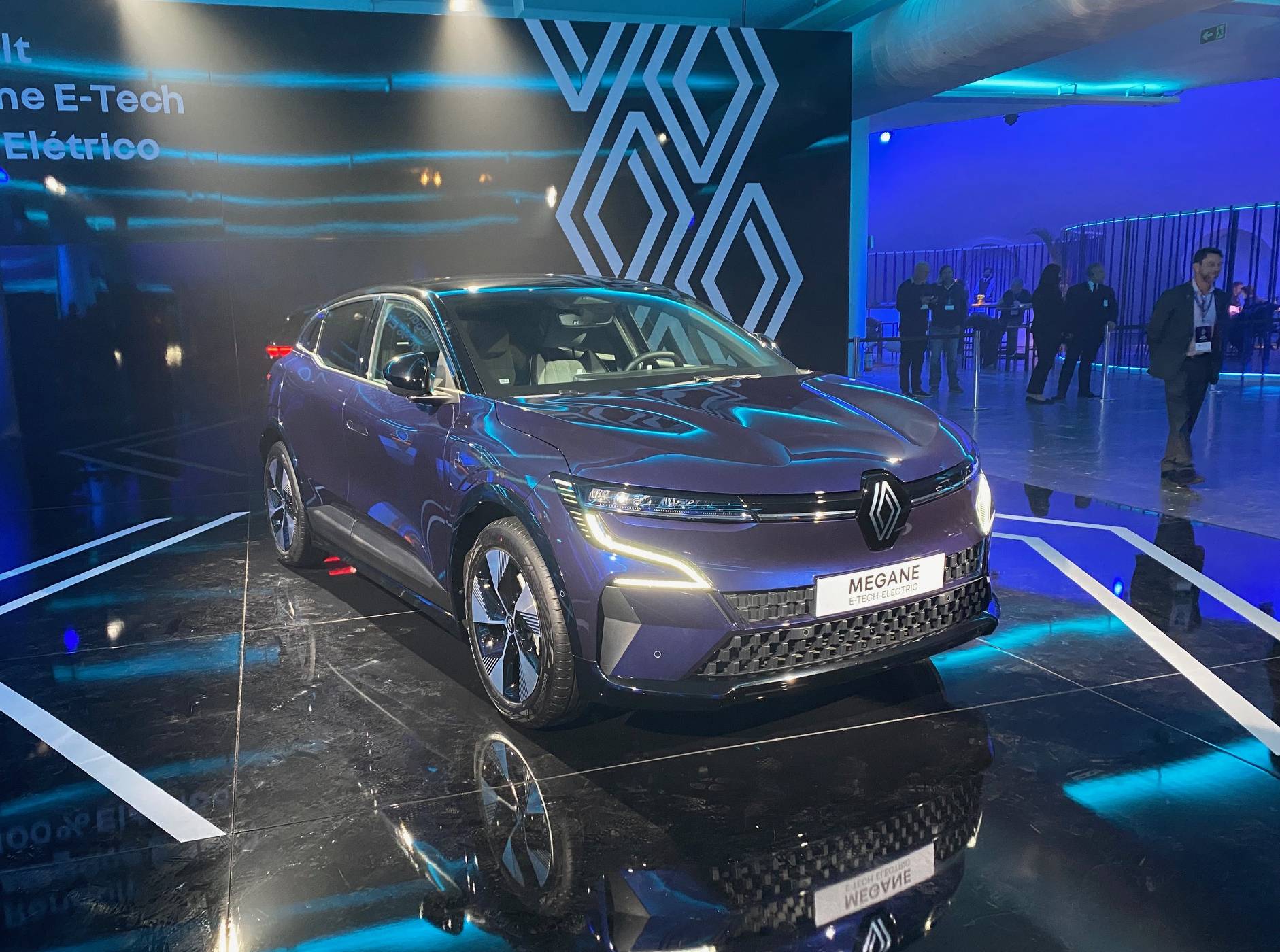 Mégane E-Tech foi a sensação do evento de eletrificação da Renault  