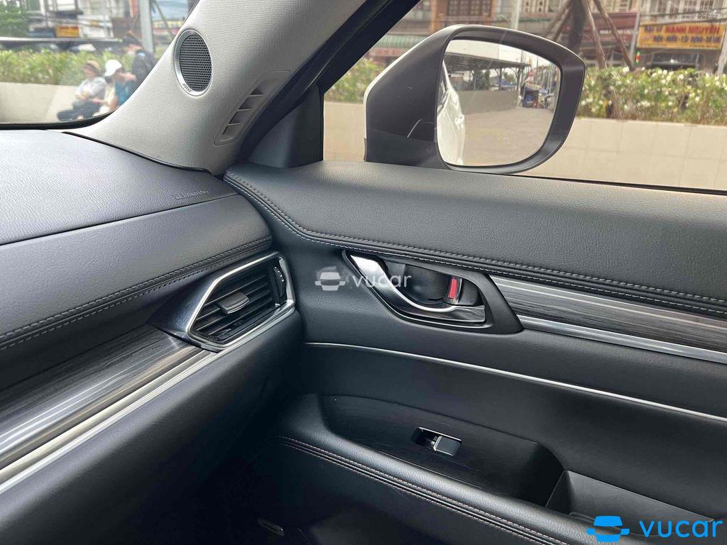 Nội thất ô tô cũ Mazda Cx-5 2018