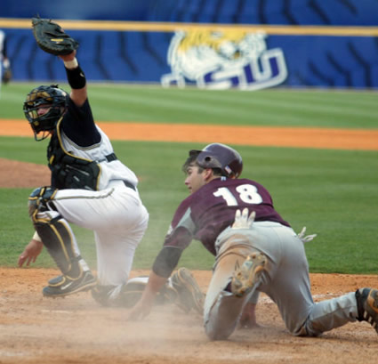 msumaciasthrow425409.jpg